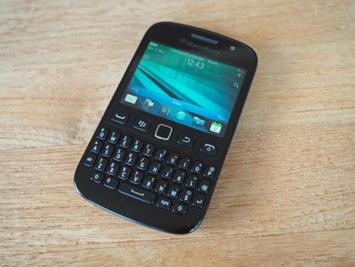 3 Blackberryx27s model 9720