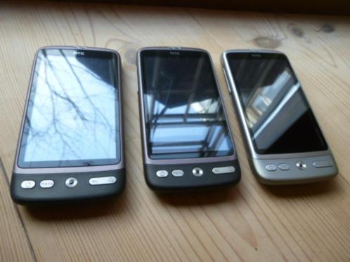 3 HTC desire mobiele telefoons (werkten nog prima)