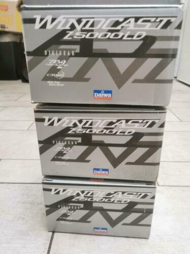 3 keer ZGAN Daiwa Windcast Z5000LD met extra039s. Karper, Fox