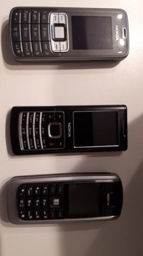 3 Nokia039s mobiele telefoons