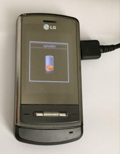 3 oude mobieltjes LG,Sagem,Motorola