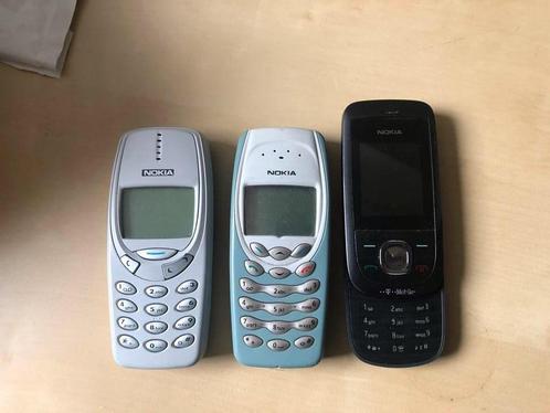 3 oude nokia mobiele telefoons inclusief batterijaccu