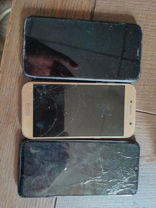 3 telefoons kapot