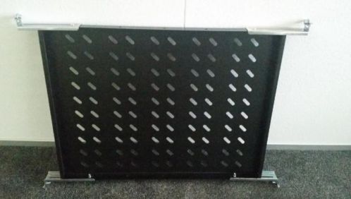 3 x 19 inch verstelbare tray voor 800 mm diepe racks 