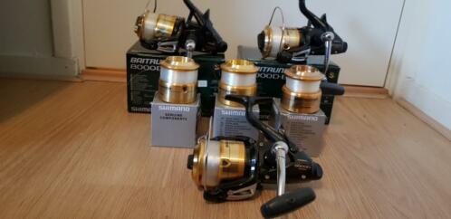 3 x Shimano baitrunner 8000D-EU incl 3 x reserve spoelen