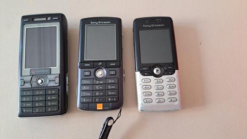 3 x Sony Ericsson GSM, o.a. cybershot