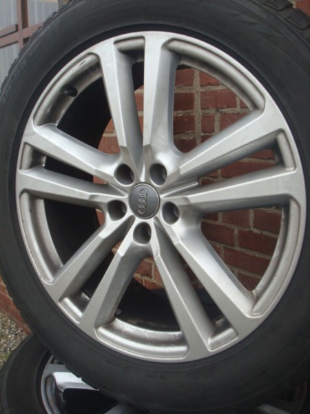 20 Inch Originele Audi Q5 TDI S-Line Velgen + Banden Steek 5x112