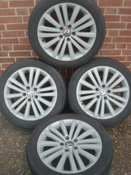 17’’Inch Originele VW R32 Velgen en Banden Hankook 5x112