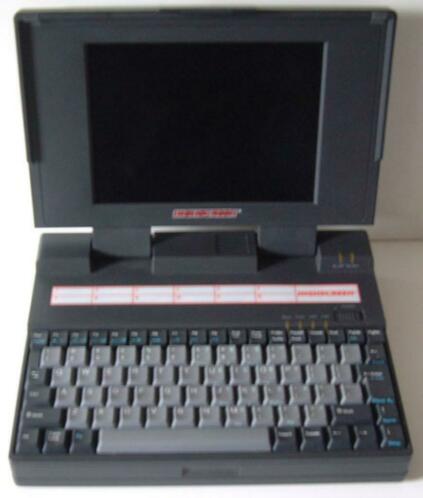 386-DX 33 Mhz Highscreen Notebook Vintage Collector Defect
