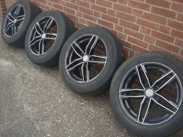 17’’Inch S5 Black Velgen en Banden Verdestein 5x112