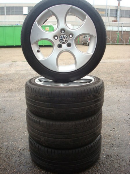 17''Originele GTI Velgen en Banden Steek 5x112