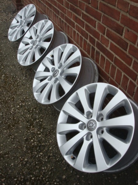 17'' inch Opel OPC Velgen Steek 5x115