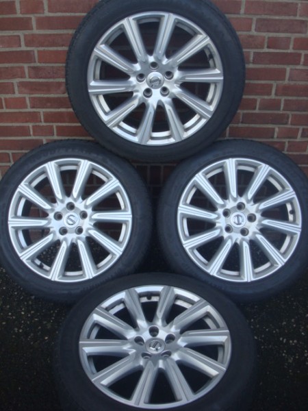 18 Originele Volvo 10-Spoke Silver Diamond Velgen + Banden 5x108