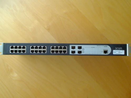 3com Baseline gigabit Switch 2924 SFP Plus