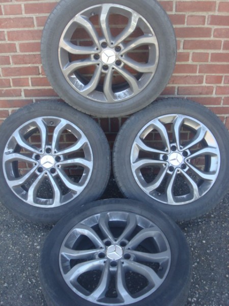 17’’Inch Originele Mercedes Avantgarde Velgen en banden Goodyear 5x112