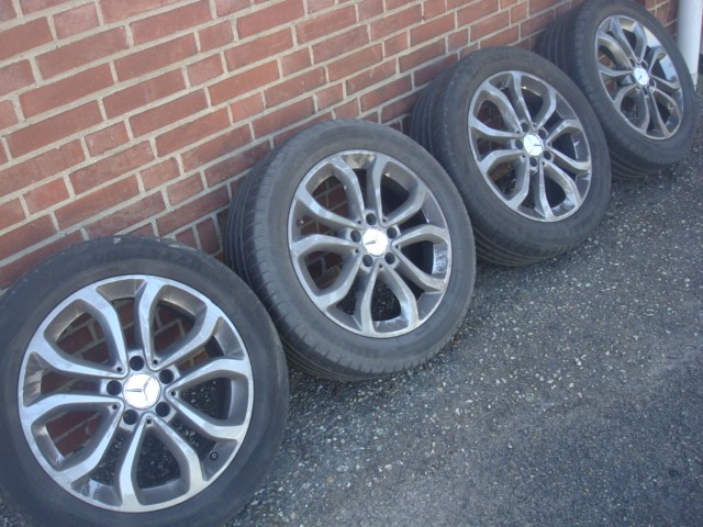 17’’Inch Originele Mercedes Avantgarde Velgen en banden Goodyear 5x112