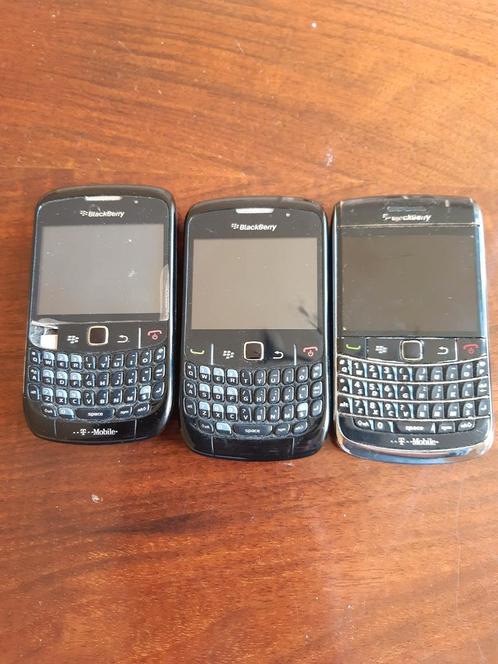 3x Blackberry, 2x curve, 1x bold