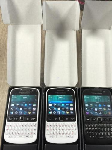 3x BlackBerry 9720 splinternieuw