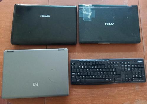3X laptop, draadloos toetsenbord en muis