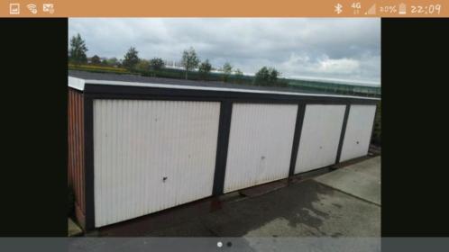 4 complete garages met kanteldeuren