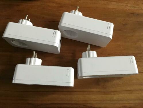 4 Devolo dlan 1200 AC Powerline adapters