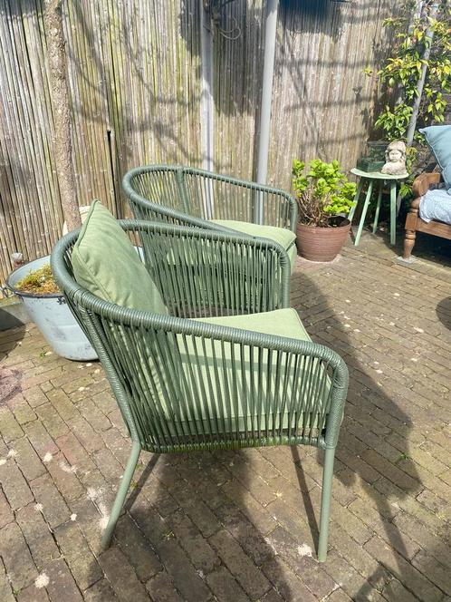 4 Leuke tuintafelstoelen met losse kussens