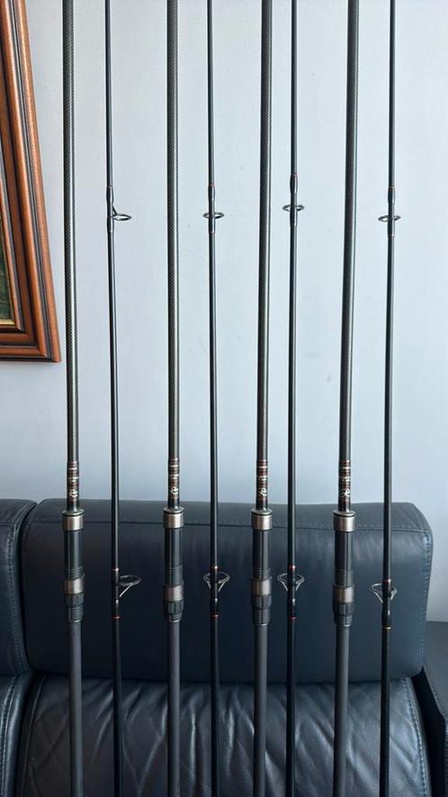 4 Prachtige Poelix27s Rods 12ft 2.5lb