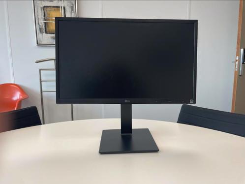 4 stuks LG Monitor, 24inch, type 24BK550Y ZGAN, 3 jaar oud