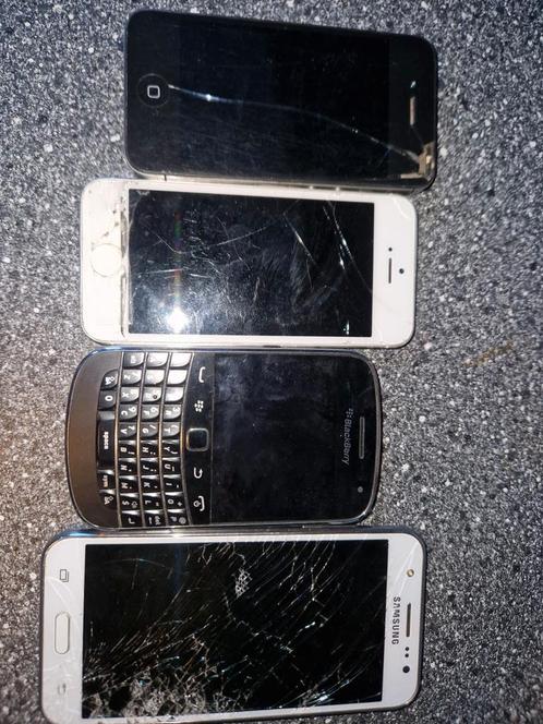 4 telefoons