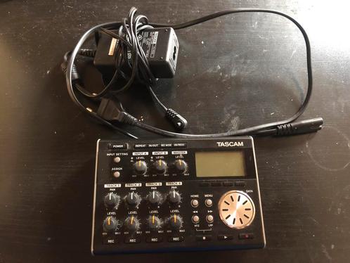 4-Track recorder Tascam DP-004