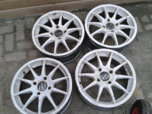 4 witte still auto wielen 16 inch