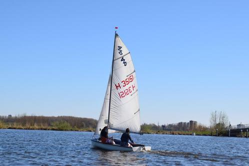 420 zeilboot met looptrailer, zeil, fok en spinnaker