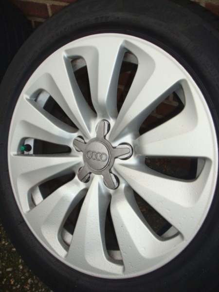 17"Inch Origineel Comfort Line Velgen en Banden Audi A6