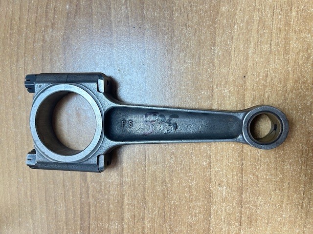 Connecting rods for Ferrari engines
