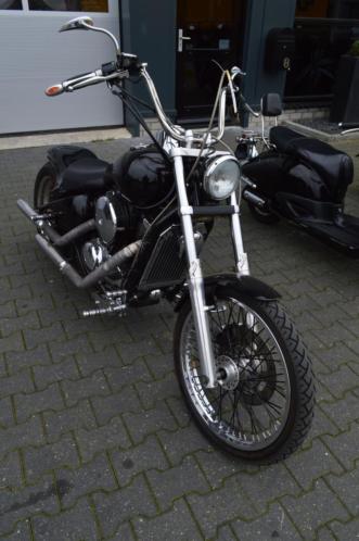 (446) Veiling o.a. Kawasaki chopper en diverse scooters