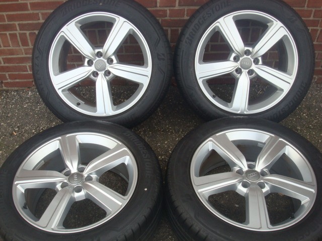 20 Inch Audi E-tron S-Line Velgenset Steek 5x112