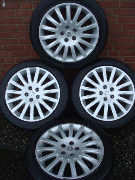 18''Originele Peugeot velgen en banden steek 5x108