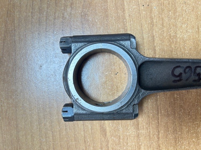 Connecting rods for Ferrari engines