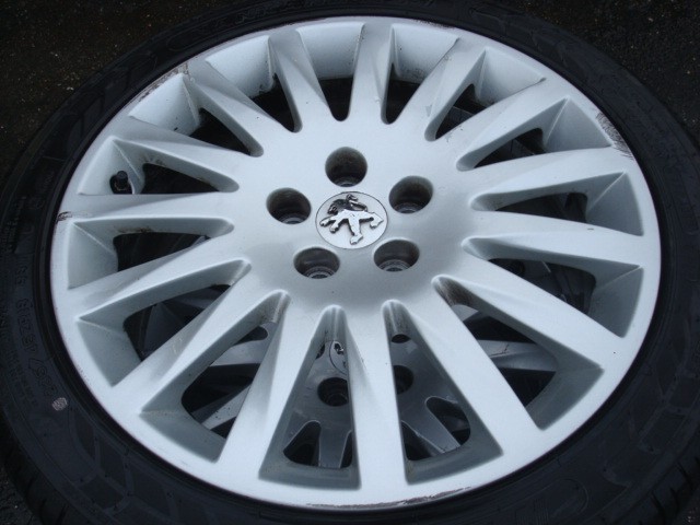 18''Originele Peugeot velgen en banden steek 5x108