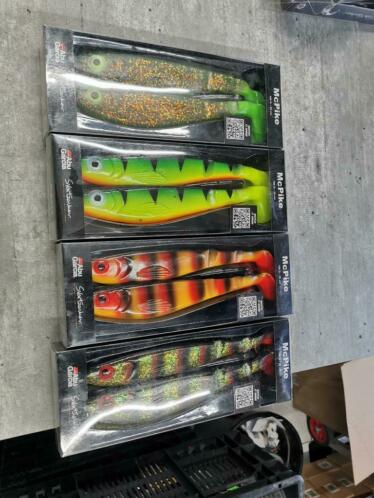 4x abu garcia svarzonker mcpike 25cm nieuw