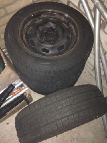 4x Firestone winterhawk 18565R14