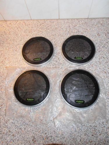 4x Nieuwe Speaker kapjes Fusion 13cm 