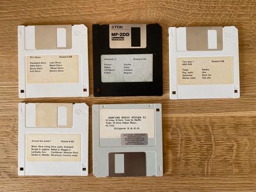 5 diskettes met Styles voor Roland keyboard E86