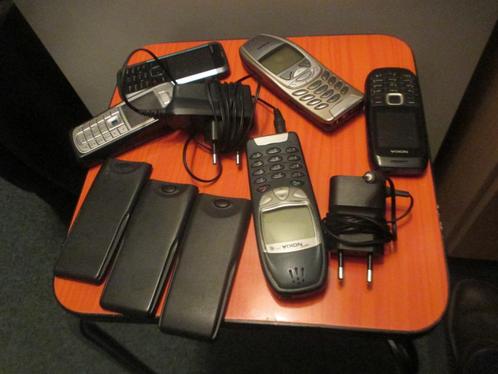 5 mobile telefoons nokia met toebehoren