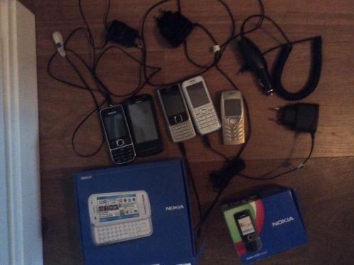 5 nokia039s C6, 6300, 2700, 6233, 6100, 4 met Camera, sim vrij