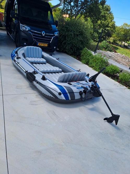 5 persoons rubberboot inclusief elektrische motor