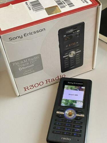 5 Sony Ericsson R300 met FM Radio Met Doos Koptelefoon