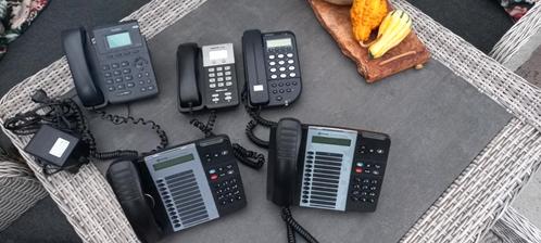 5 vaste telefoons (bedrijfstelefoons)