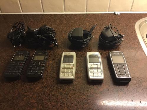 5 x Nokia  voor  35