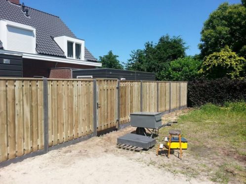 50 Grenen schutting 18 mm dik rvs 180x180 